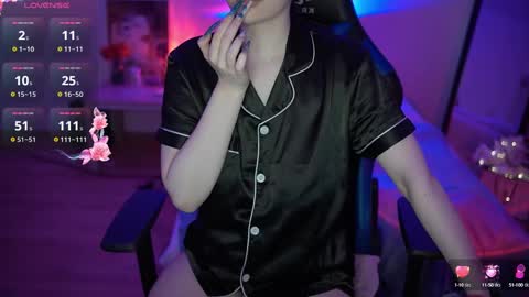  hello my name is Hanna  online show from 03.01.25