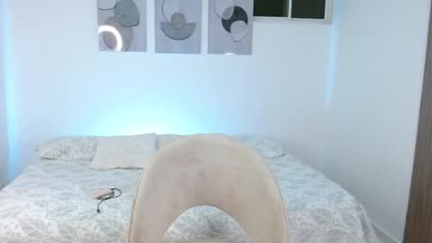 Snapshot of jessdant_luv chatting on 05.25.26 Hello we are Jesse and Dante. online show from 05.25.26