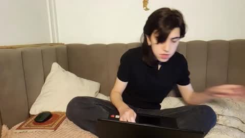 Jesee Estrella online show from 10.07.25