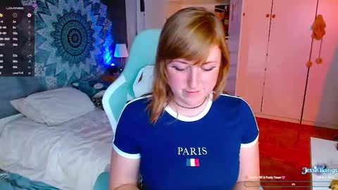 Snapshot of jessebangs chatting on 11.07.25 Jesse online show from 11.07.25