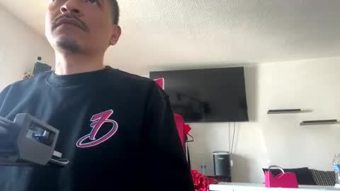 Snapshot of jesselopezcali chatting on 01.31.25 Hungjessy online show from 01.31.25