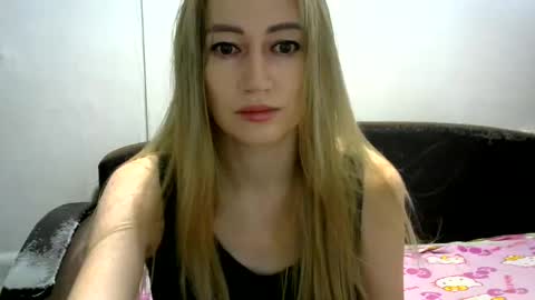 Snapshot of jessfox1 chatting on 12.23.24 JessFox1 online show from 12.23.24