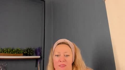 Jessica online show from 10.26.25