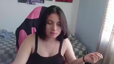 Snapshot of jessica_gomezz chatting on 09.23.25 Jessica gomez online show from 09.23.25