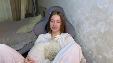 Snapshot of jessica_hanson chatting on 10.14.25 Jessy online show from 10.14.25