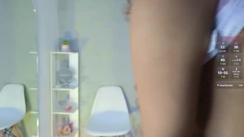 Snapshot of jessica_tom_ chatting on 11.07.25 Jessica online show from 11.07.25