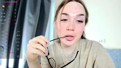 jessica_volker online show from 05.31.26
