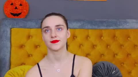 Jessica White online show from 11.27.25