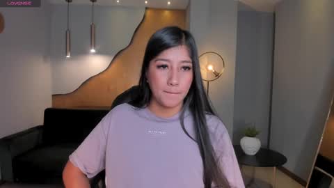 Snapshot of jessicawilliams1 chatting on 03.07.25 JESS online show from 03.07.25