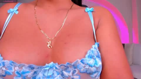 Snapshot of jessicawilliams1 chatting on 10.11.25 JESS online show from 10.11.25