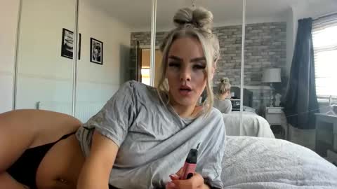 jessiebella0210_ online show from 03.14.26