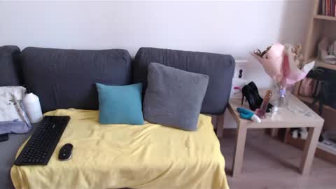 jessiemoony2024 online show from 12.18.24