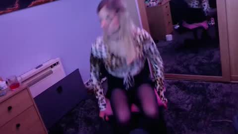 Jessiessicaxx online show from 12.15.24