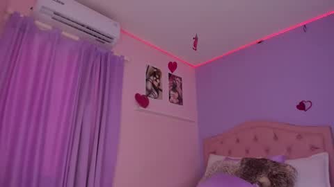 JessieTaylor1 online show from 02.25.25