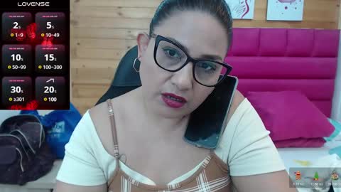 Snapshot of jessikahorny chatting on 12.30.24 paola online show from 12.30.24