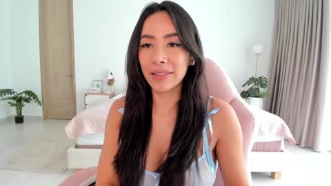    online show from 02.02.25