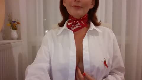 Snapshot of jessikkaasexy09 chatting on 09.14.25 Jessika online show from 09.14.25