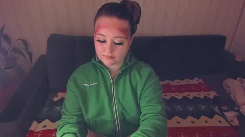 Snapshot of jessrubatte chatting on 12.25.24 NEW VIDEO IN BIO online show from 12.25.24