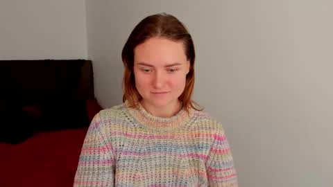 Snapshot of jessy_lil chatting on 11.14.25 Polina online show from 11.14.25