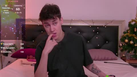 Snapshot of jessyadore chatting on 12.15.24 Jessy online show from 12.15.24