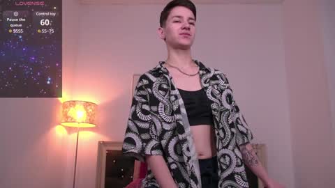 Snapshot of jessyadore chatting on 01.17.25 Jessy online show from 01.17.25