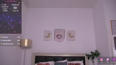 Snapshot of jessyadore chatting on 02.22.25 Jessy online show from 02.22.25