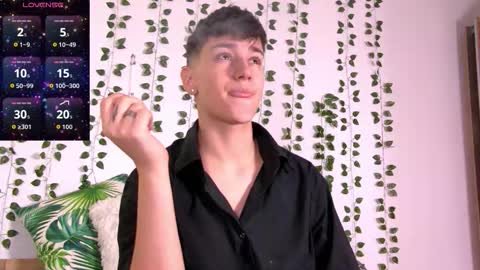 Snapshot of jessyadore chatting on 10.09.25 Jessy online show from 10.09.25