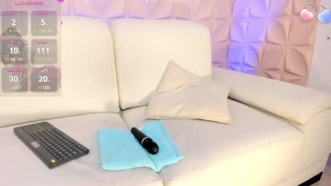 Jessy Morgan online show from 01.11.25