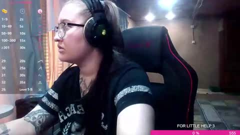 Snapshot of jessystoune1 chatting on 09.10.25 Bye everyone i cant see any reason to stay here wish u luck online show from 09.10.25