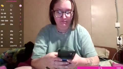 Snapshot of jessystoune1 chatting on 09.30.25 Bye everyone i cant see any reason to stay here wish u luck online show from 09.30.25