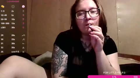 Snapshot of jessystoune1 chatting on 10.19.25 Bye everyone i cant see any reason to stay here wish u luck online show from 10.19.25