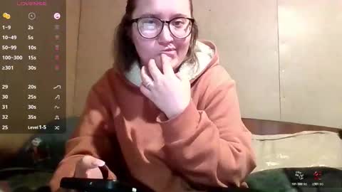 Snapshot of jessystoune1 chatting on 10.23.25 Bye everyone i cant see any reason to stay here wish u luck online show from 10.23.25