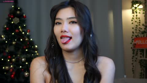 Hi all. My name is Naomi and Im glad to see you in my room  online show from 12.11.24