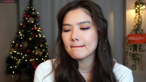 Hi all. My name is Naomi and Im glad to see you in my room  online show from 12.12.24