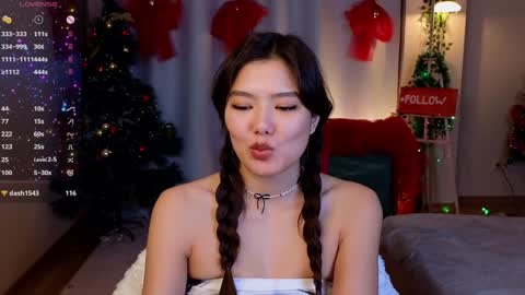 Hi all. My name is Naomi and Im glad to see you in my room  online show from 12.24.24