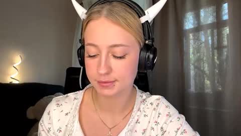 Snapshot of jettafrancis chatting on 10.25.25 Kodi online show from 10.25.25