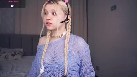 Snapshot of jettahartill chatting on 10.24.25 Daryl online show from 10.24.25