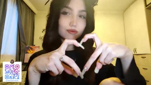 I am Gina ntmu Lets hit 10 Thumbs Up together online show from 12.23.25