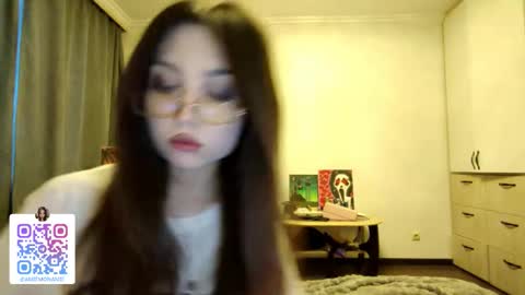 I am Gina ntmu Lets hit 10 Thumbs Up together online show from 01.12.26