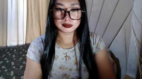Snapshot of jewel_28 chatting on 07.18.26 Jewel online show from 07.18.26