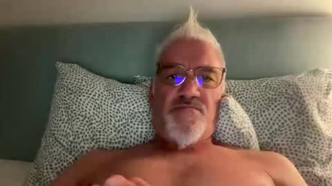 jewlronny online show from 10.15.25