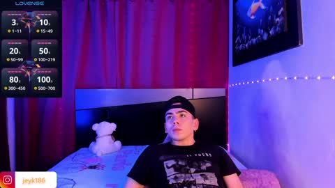 Snapshot of jey_keler chatting on 02.05.25 jey keler online show from 02.05.25