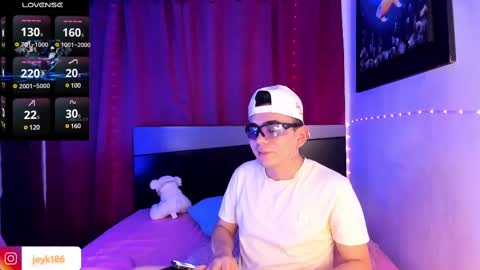 Snapshot of jey_keler chatting on 02.13.25 jey keler online show from 02.13.25