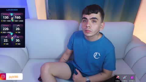 Snapshot of jey_keler chatting on 10.13.25 jey keler online show from 10.13.25