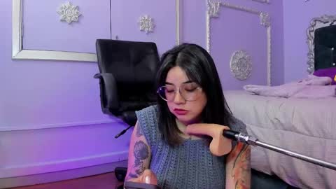 Snapshot of jeylee_ chatting on 10.13.25 Jeyy online show from 10.13.25