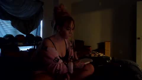 Jezabellaa online show from 12.16.24