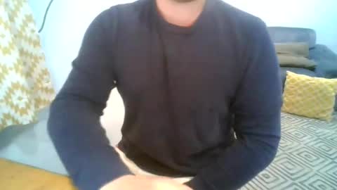 Snapshot of jezz047 chatting on 07.31.26 jezz047 online show from 07.31.26