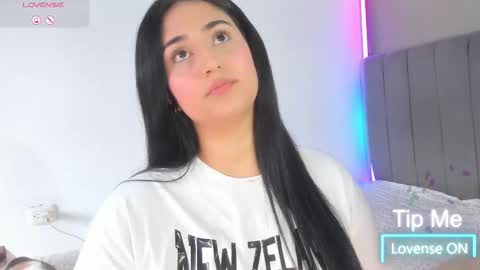 jhackelin  My independent account online show from 02.08.26