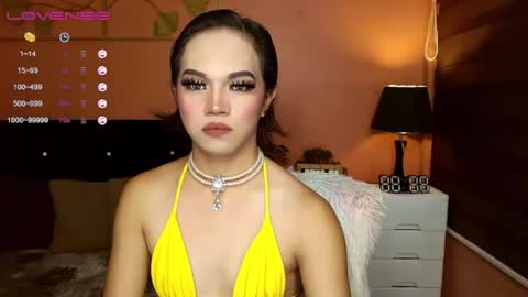 Snapshot of jhenagoddess chatting on 11.27.25 JHENA online show from 11.27.25
