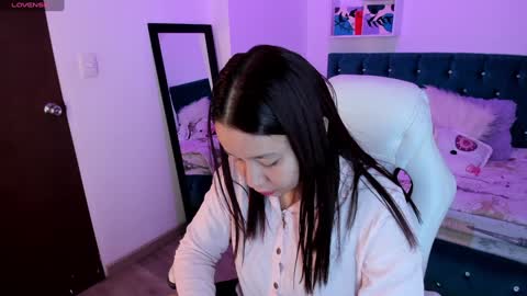 Snapshot of jhiinny_brownn chatting on 01.25.25 Jhiinny online show from 01.25.25